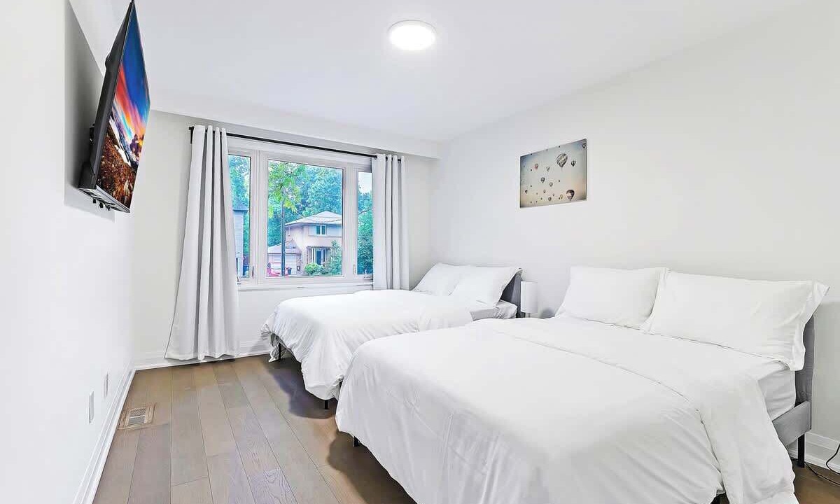 Photo of Bedroom in Willowdale