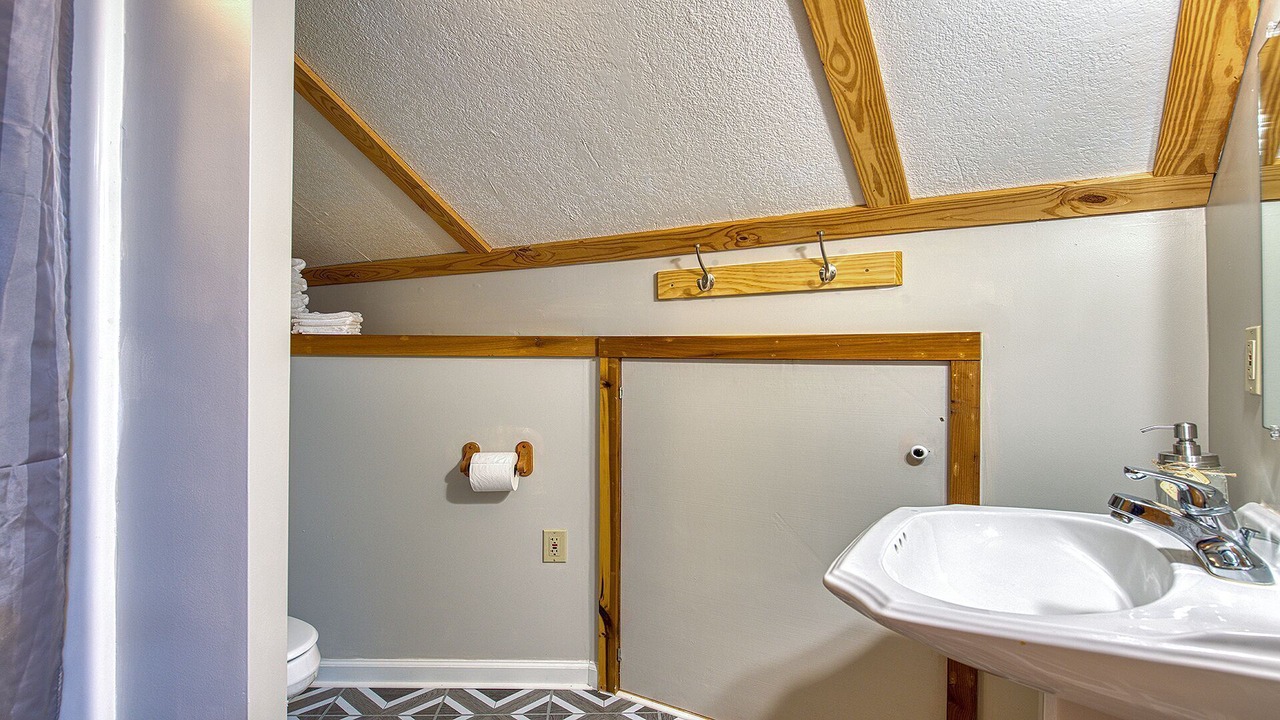 Photo of Bathroom in Bryson City