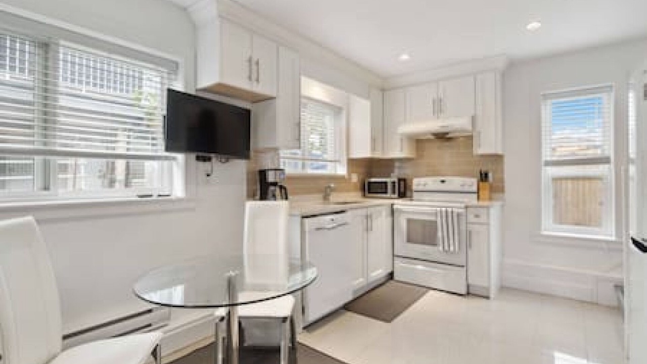 Photo of Kitchen in East Side