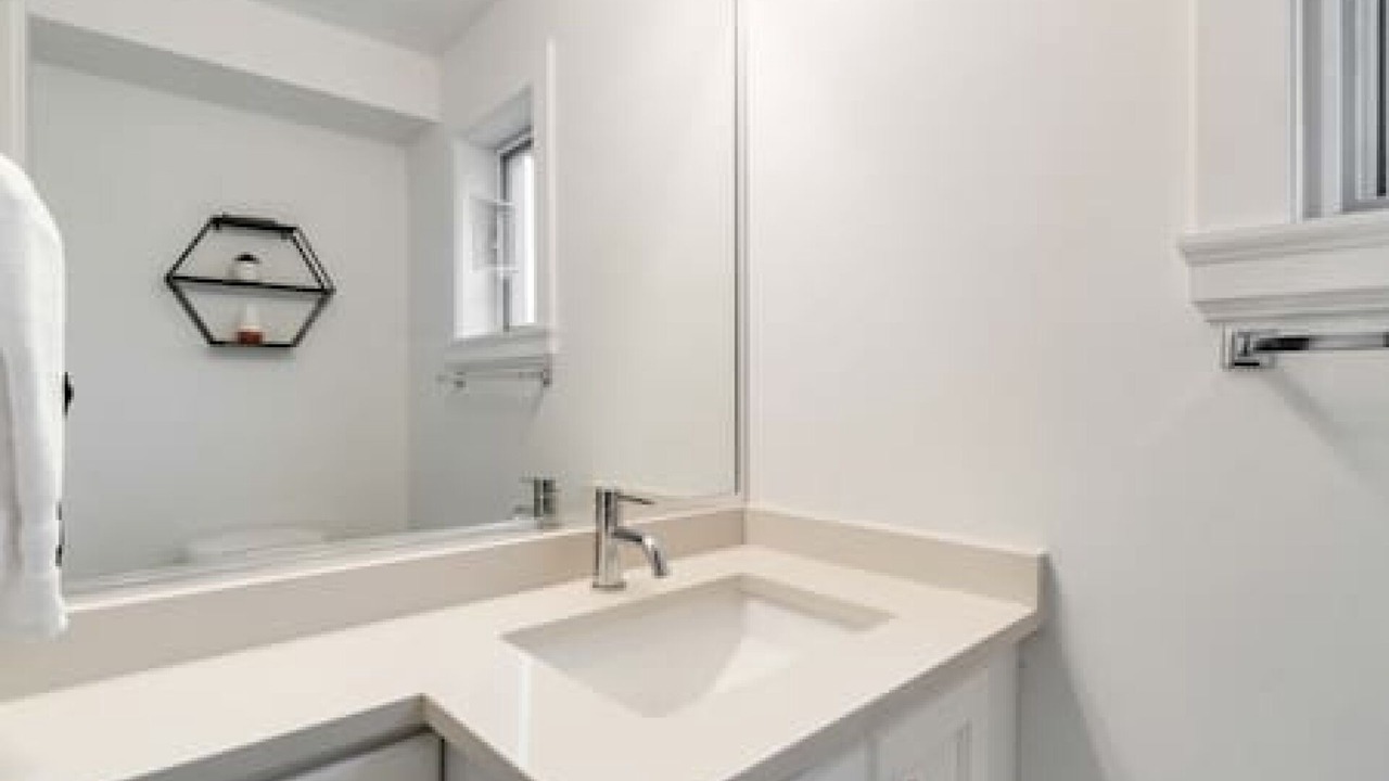 Photo of Bathroom in East Side