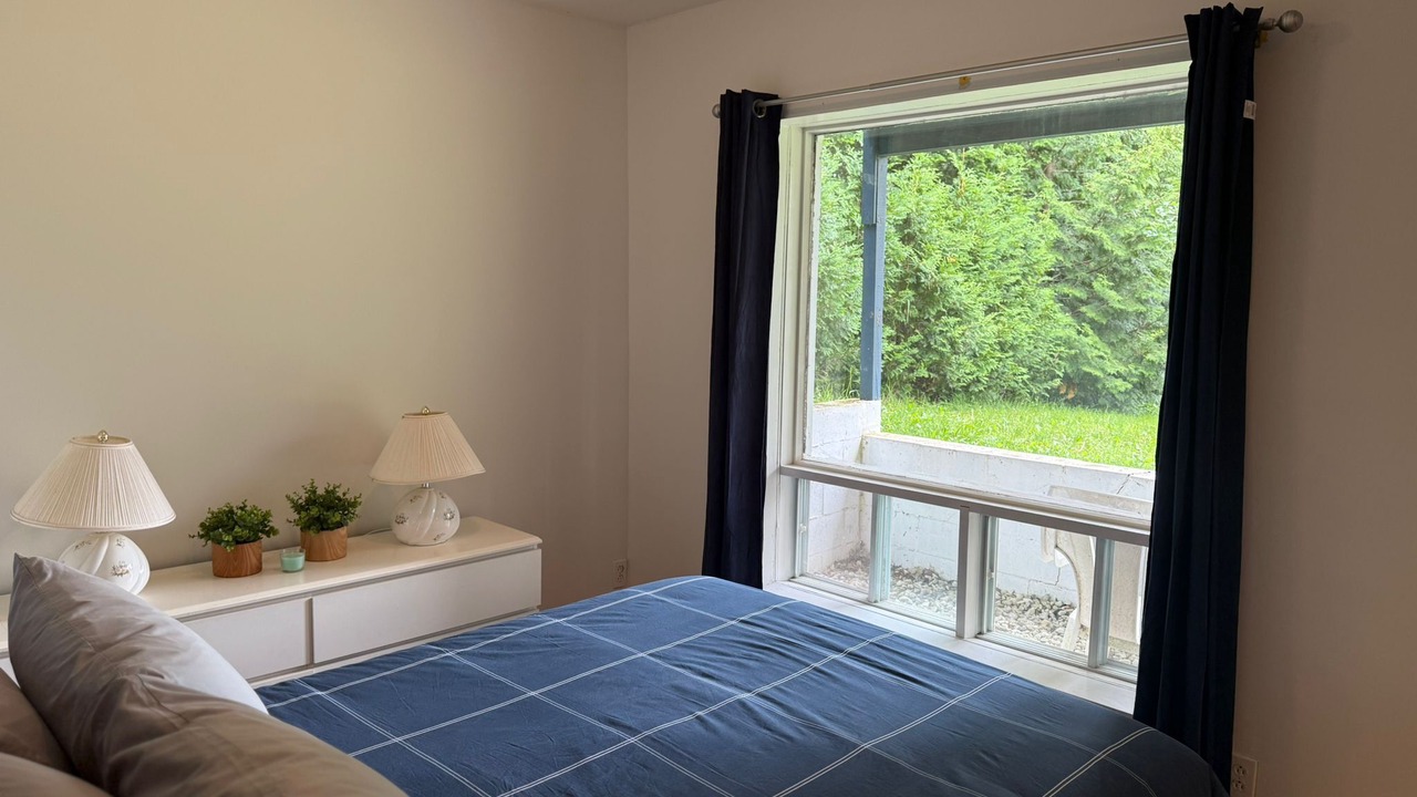 Photo of Bedroom in St-Adolphe-d'Howard