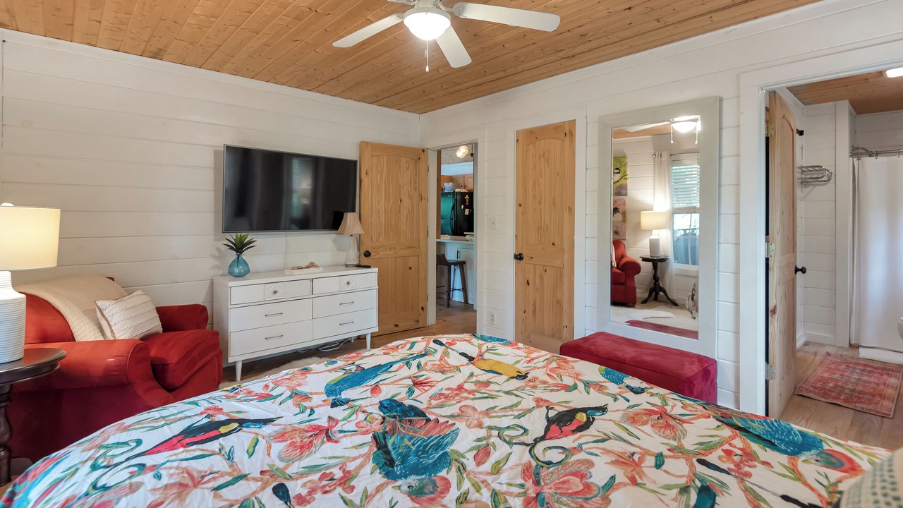 Photo of Bedroom in Crumpler