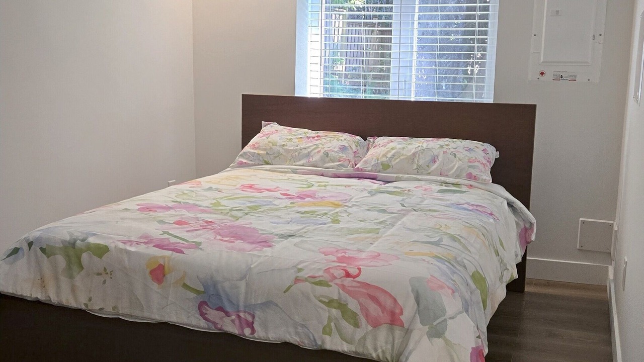 Photo of Bedroom in Canyon Heights