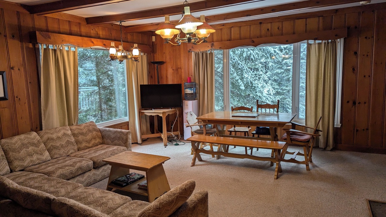 Photo of Livingroom in Ivry-sur-le-Lac