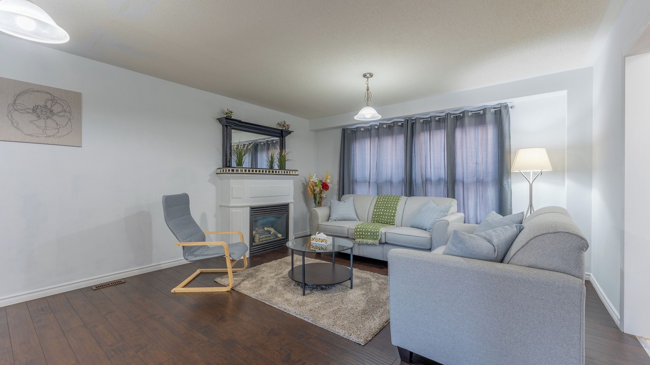 Photo of Livingroom in Mount Pleasant