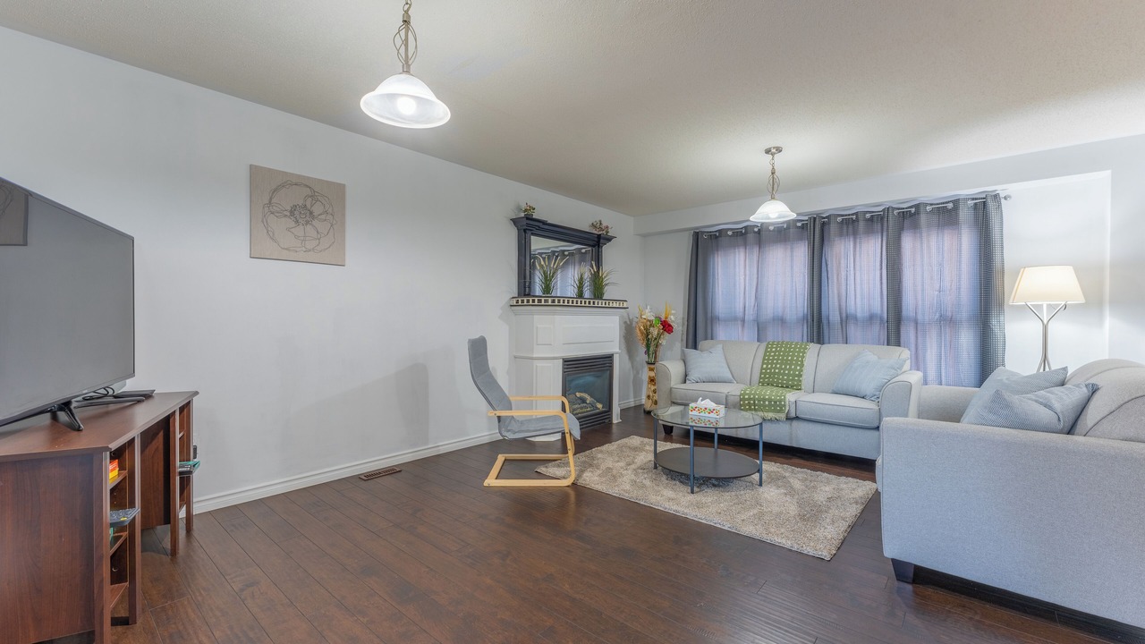 Photo of Livingroom in Mount Pleasant