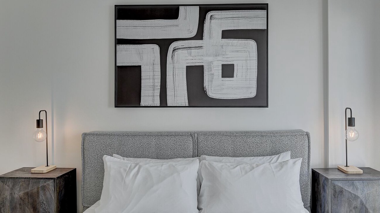 Photo of Bedroom in International District