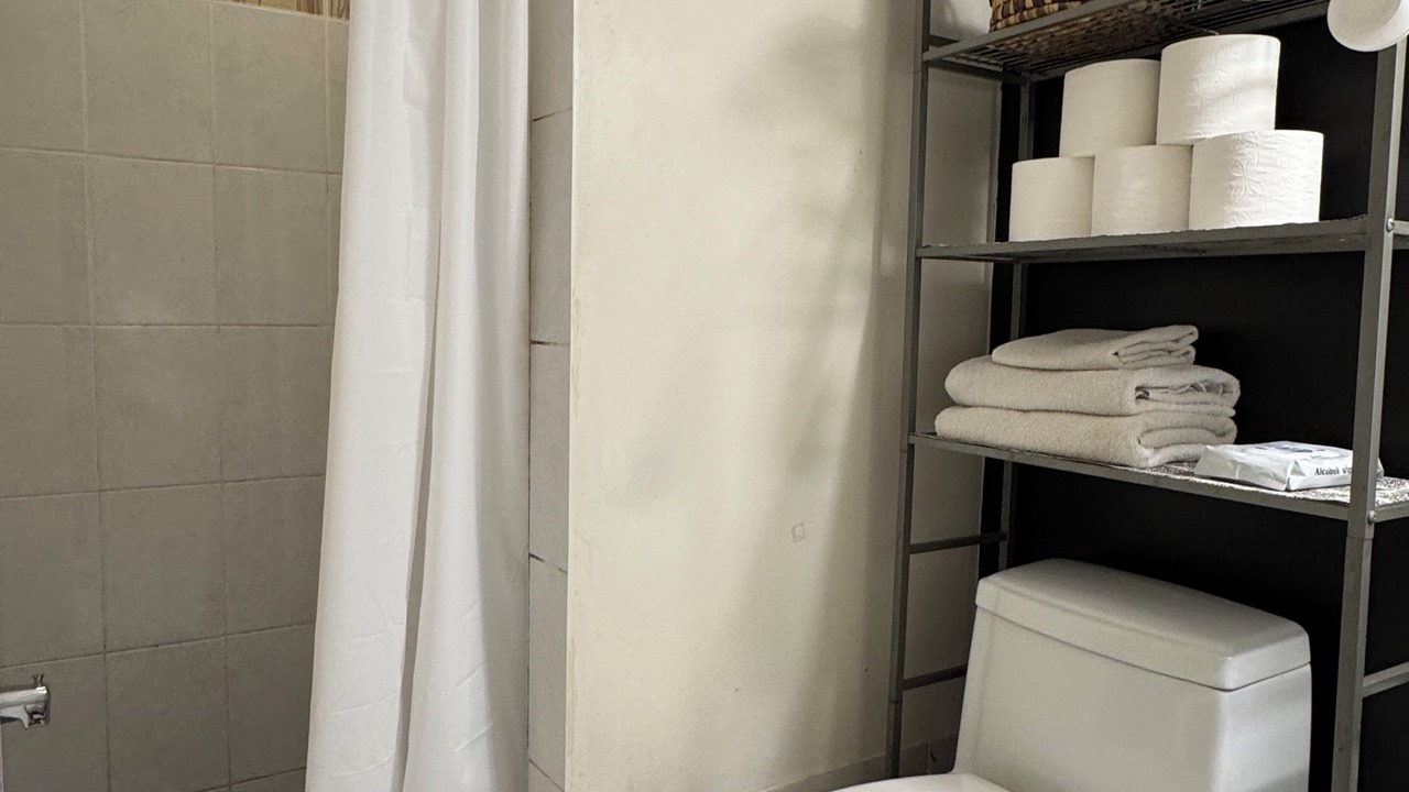 Photo of Bathroom in Mavis-Erindale