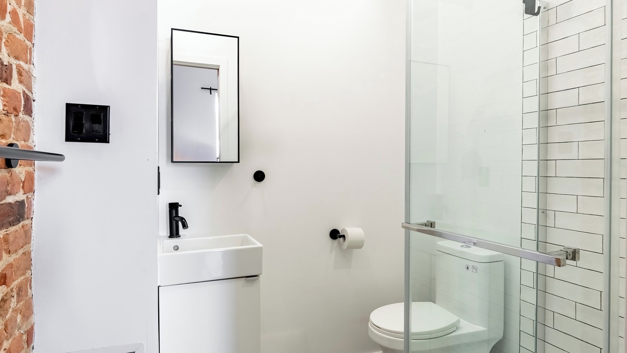 Photo of Bathroom in Plateau Mont Royal