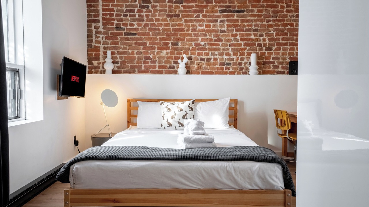 Photo of Bedroom in Plateau Mont Royal