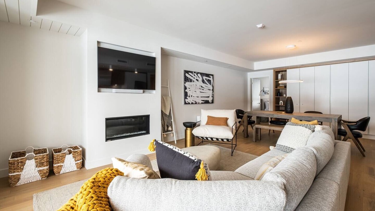 Photo of Livingroom in Mont-Tremblant