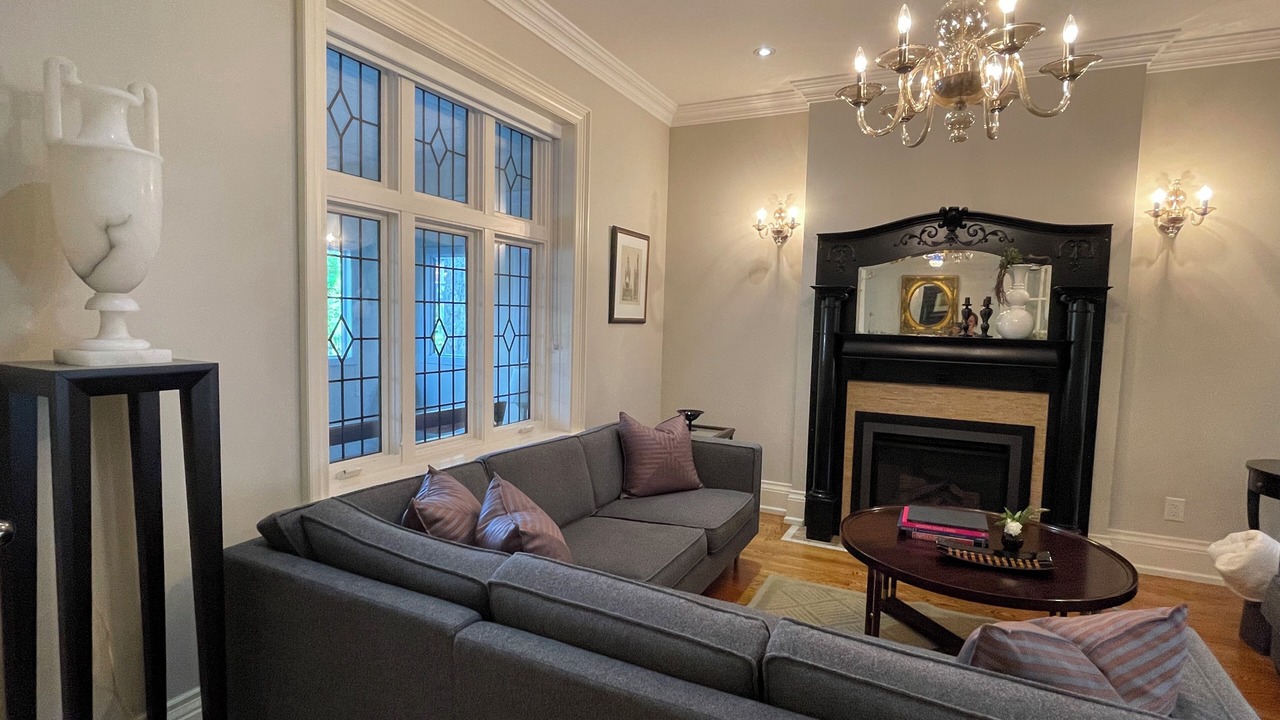 Photo of Livingroom in Little Italy