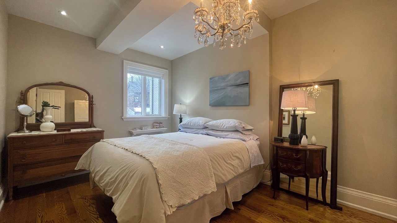 Photo of Bedroom in Little Italy