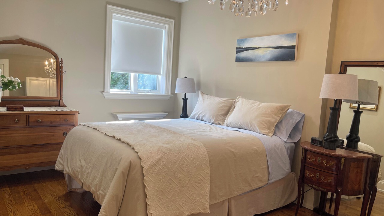 Photo of Bedroom in Little Italy