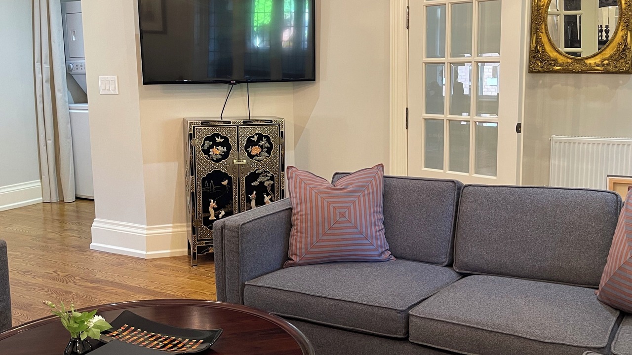 Photo of Livingroom in Little Italy