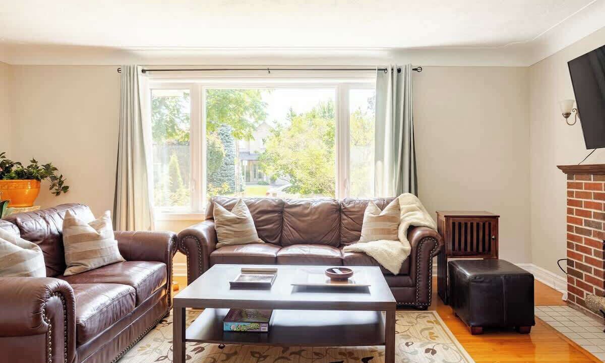 Photo of Livingroom in Burlington