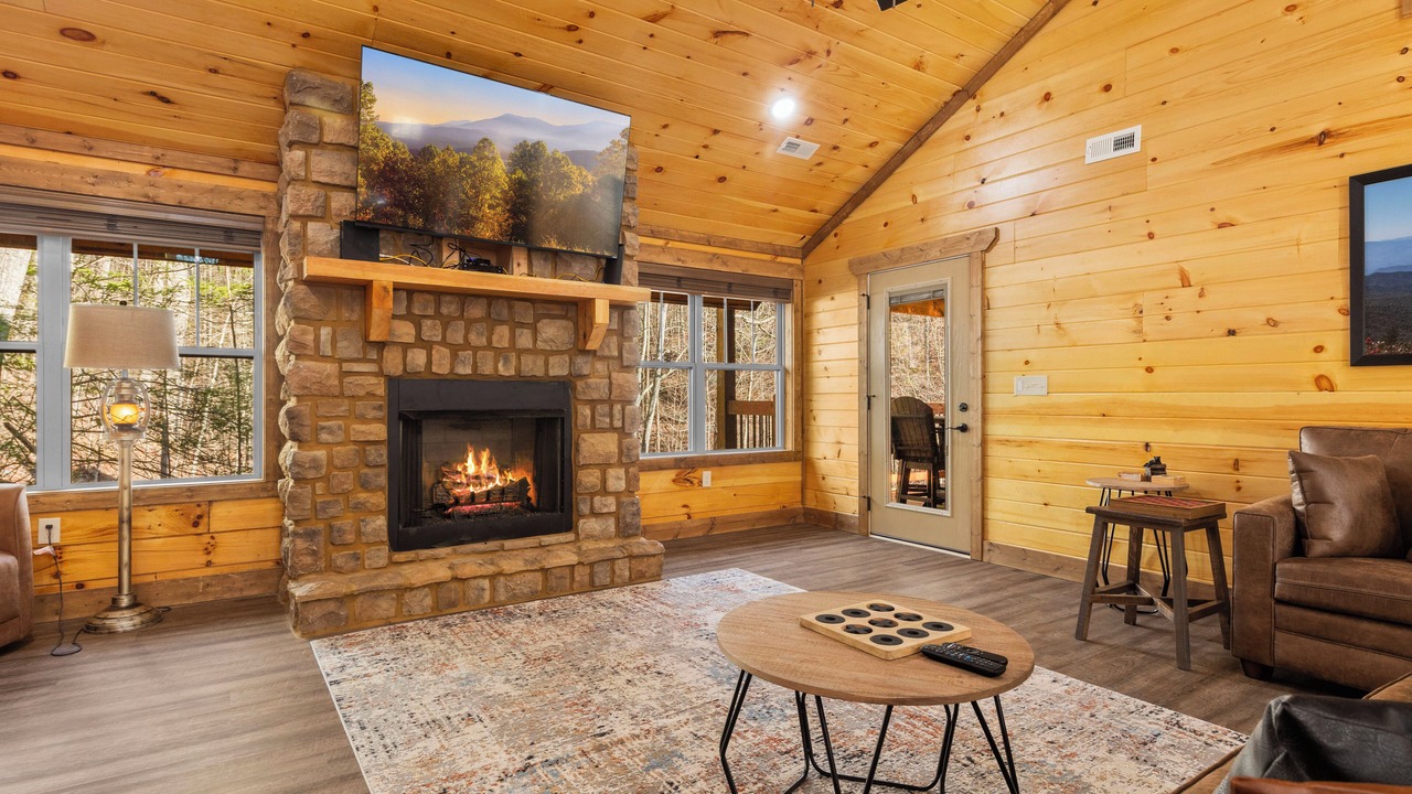 Photo of Livingroom in Black Bear Falls