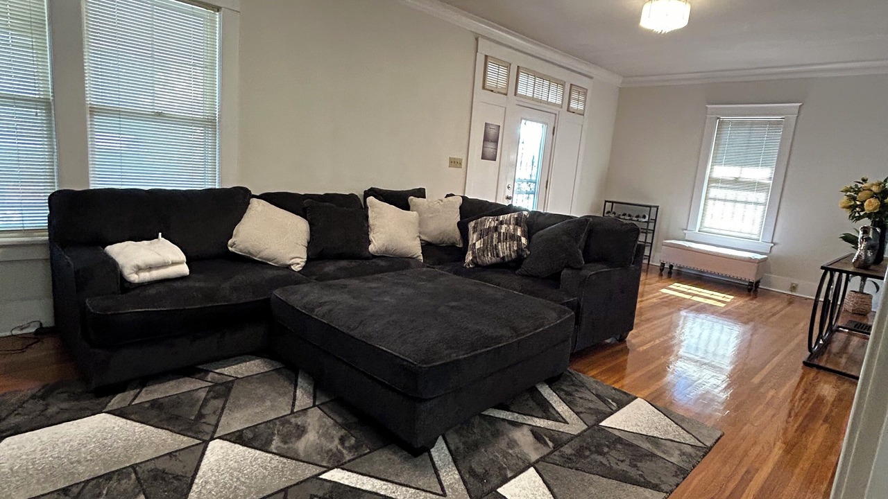 Photo of Livingroom in Evergreen