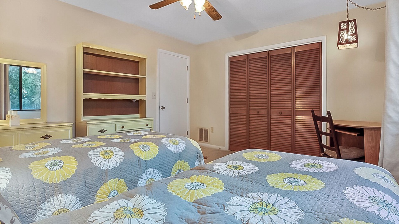 Photo of Bedroom in Crescent Beach