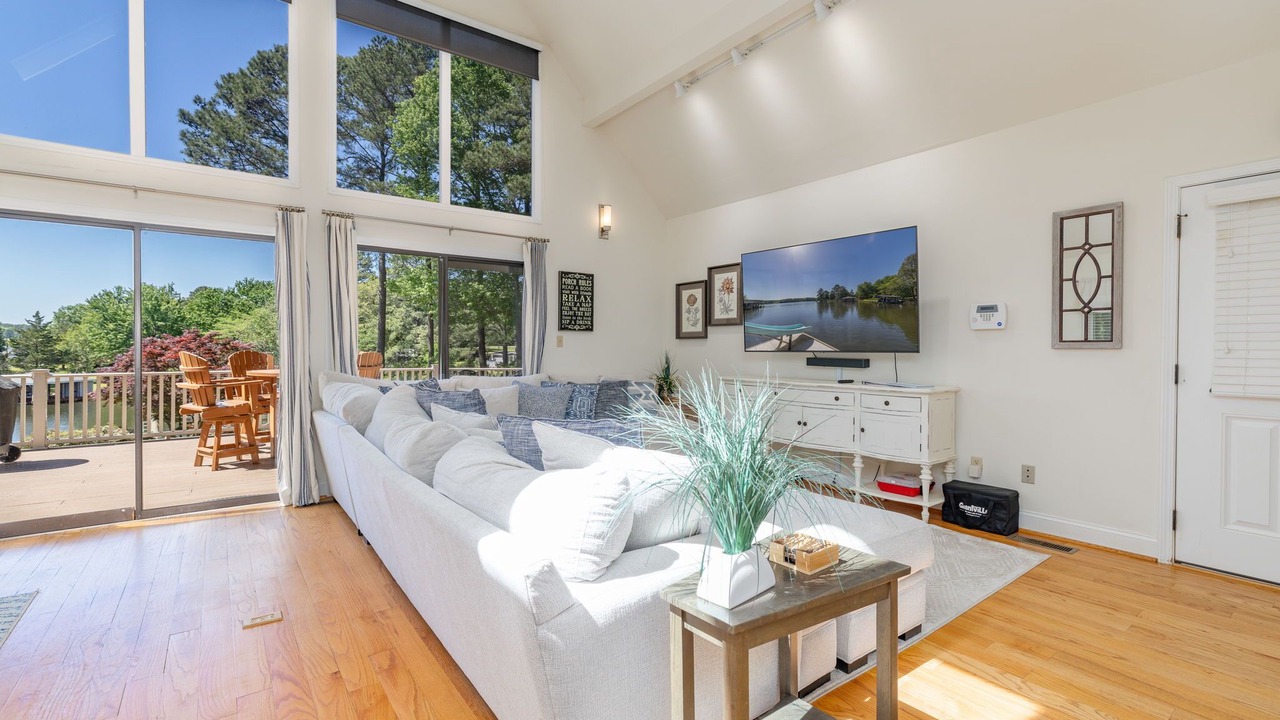 Photo of Livingroom in Henrico