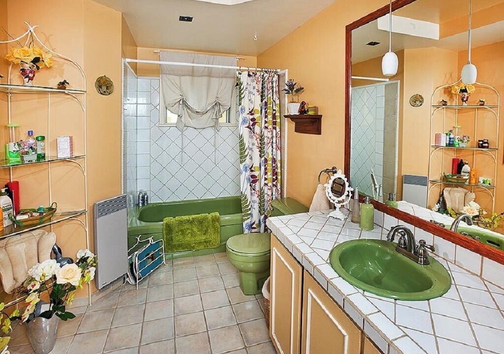 Photo of Bathroom in Saint Irenee