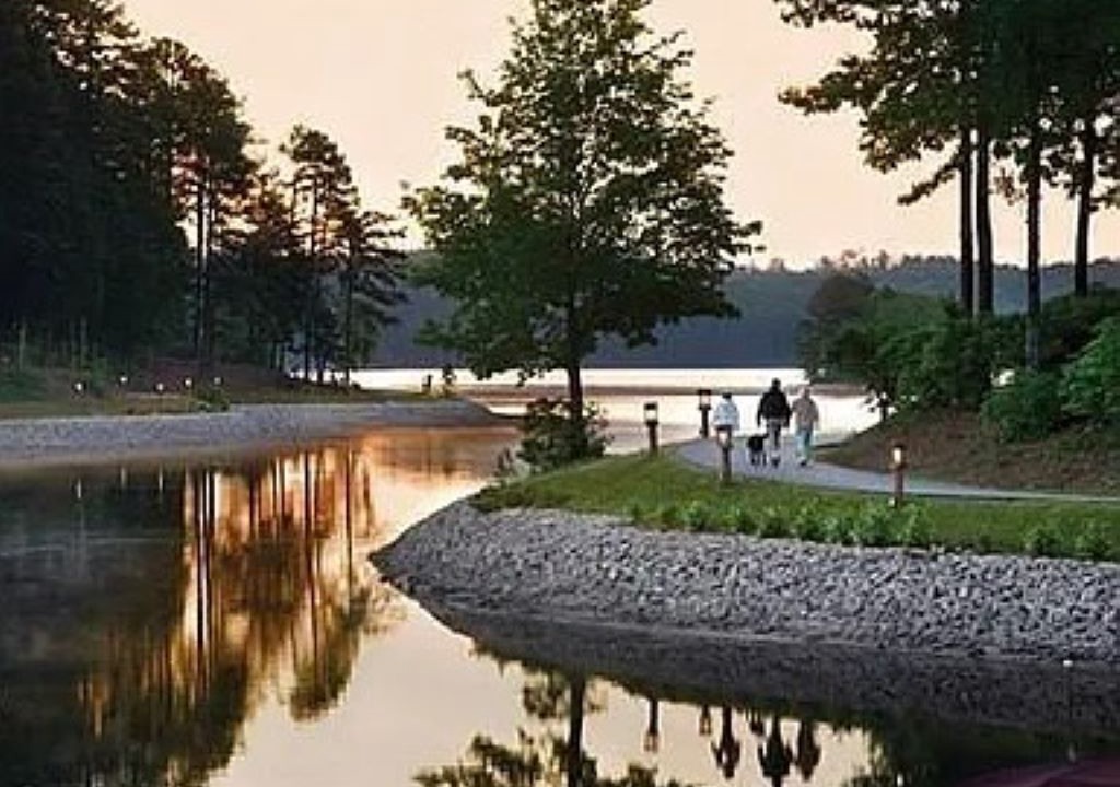 Photo of Others in Salem