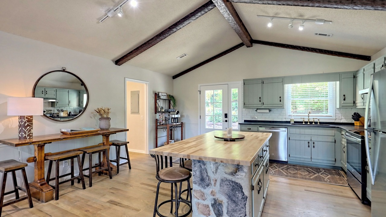 Photo of Kitchen in Sky Valley