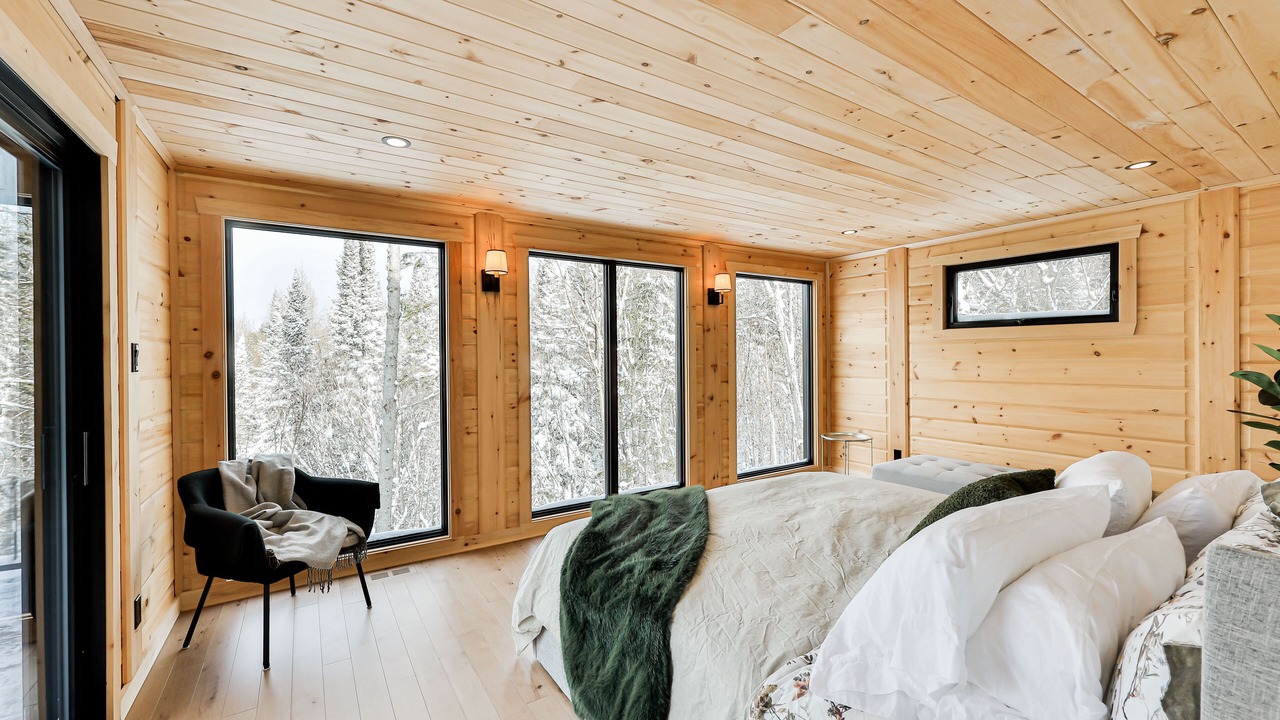 Photo of Bedroom in Saint-Faustin-Lac-Carre