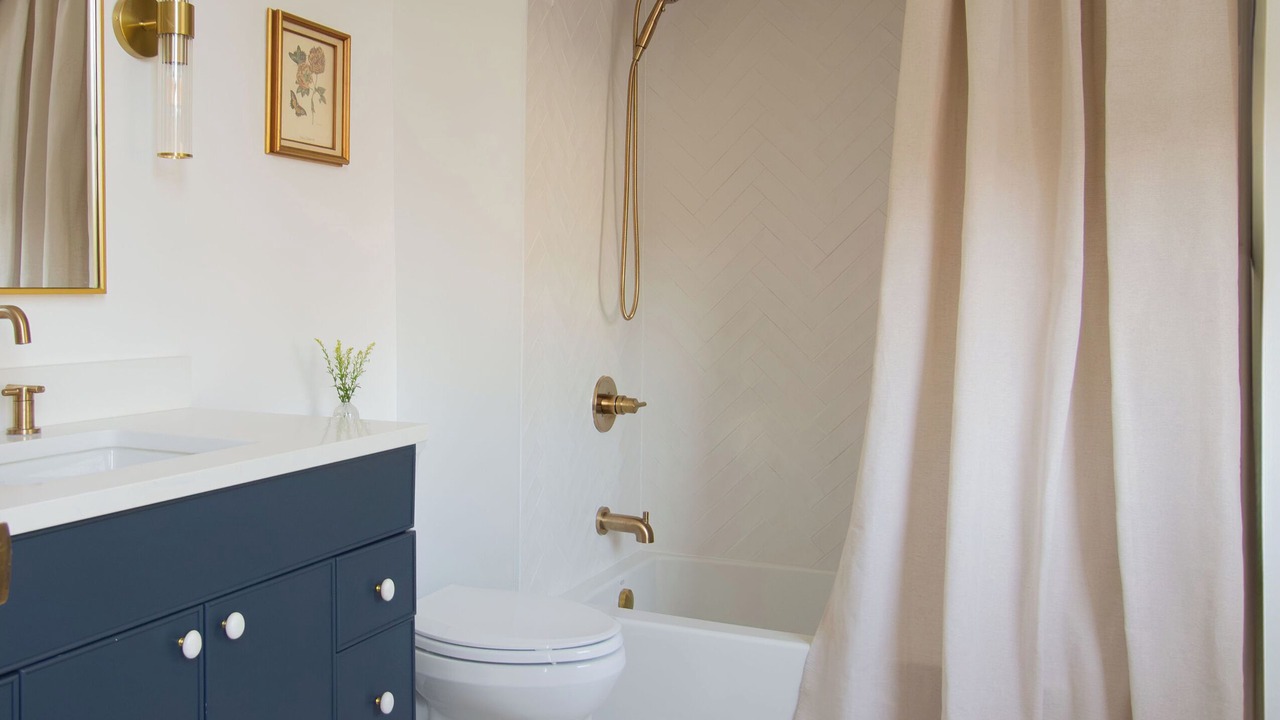 Photo of Bathroom in South of Broad