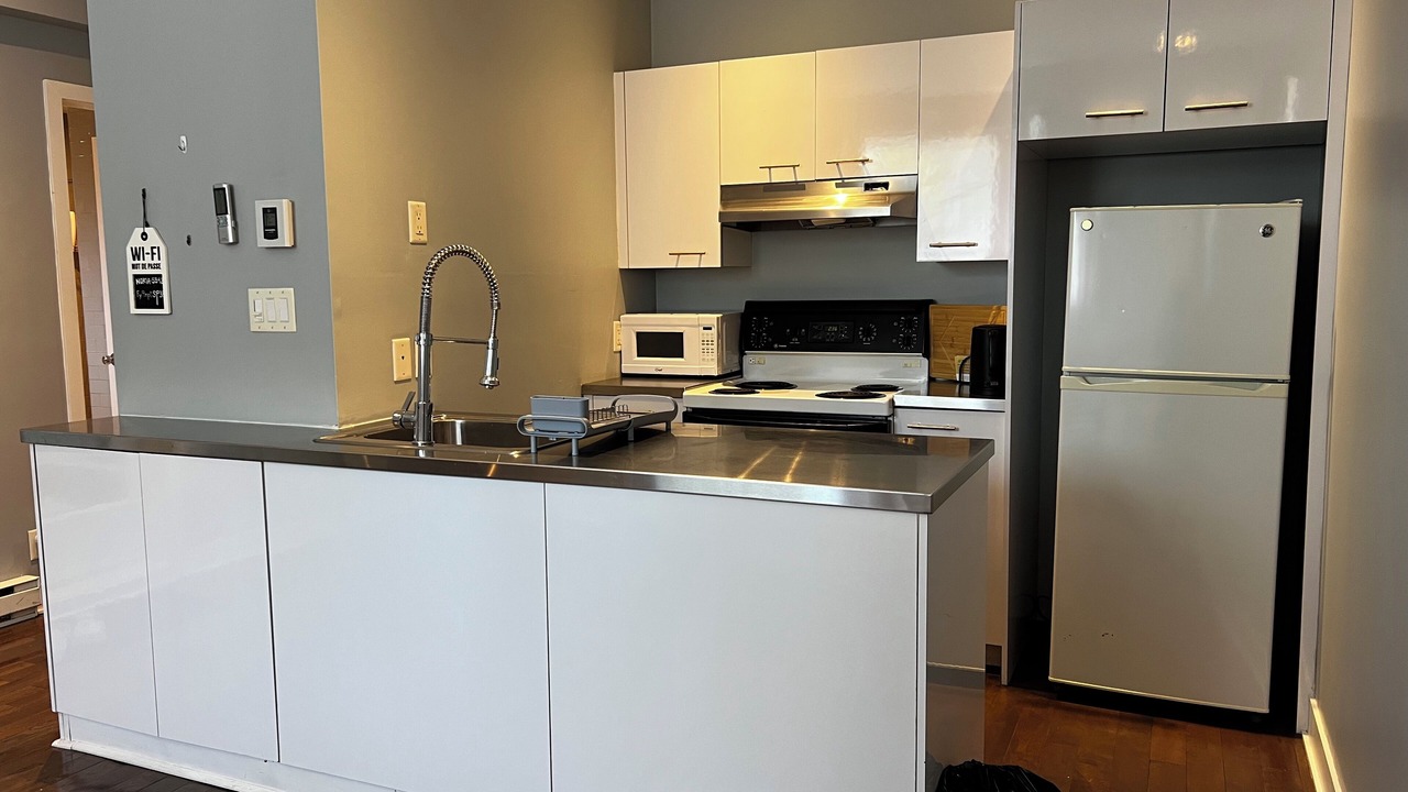 Photo of Kitchen in De Lorimier