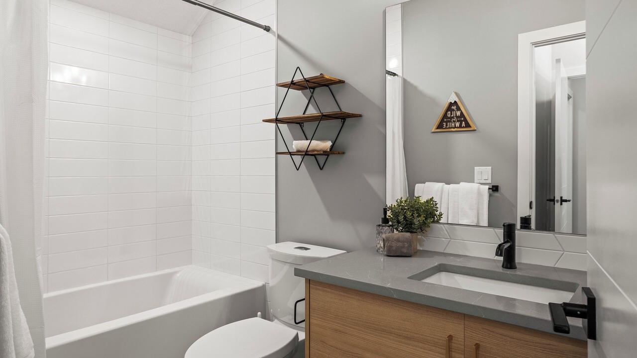 Photo of Bathroom in Harvie Heights