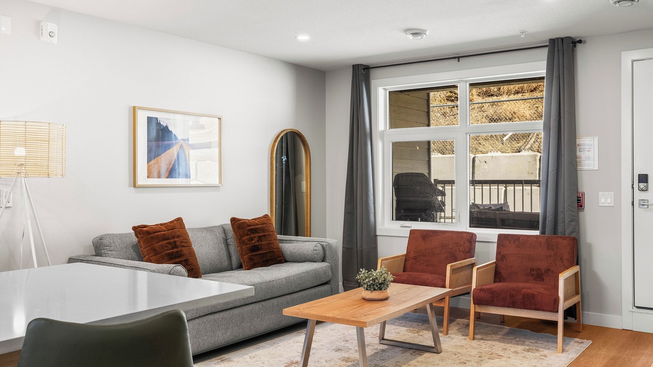 Photo of Livingroom in Harvie Heights