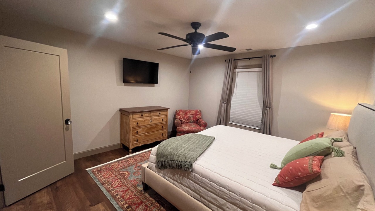 Photo of Bedroom in West Jefferson