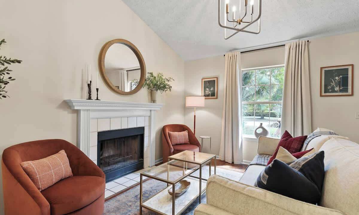 Photo of Bedroom in Whitemarsh Island