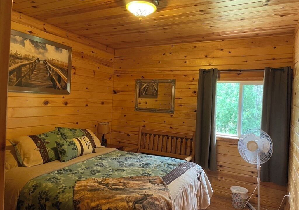 Photo of Bedroom in Falcon Lake