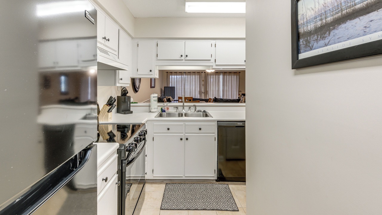 Photo of Kitchen in Waterford Plantation