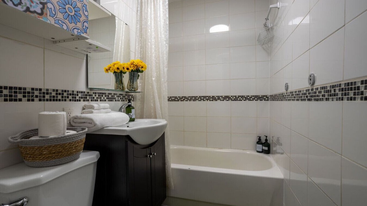 Photo of Bathroom in Plateau Mont Royal