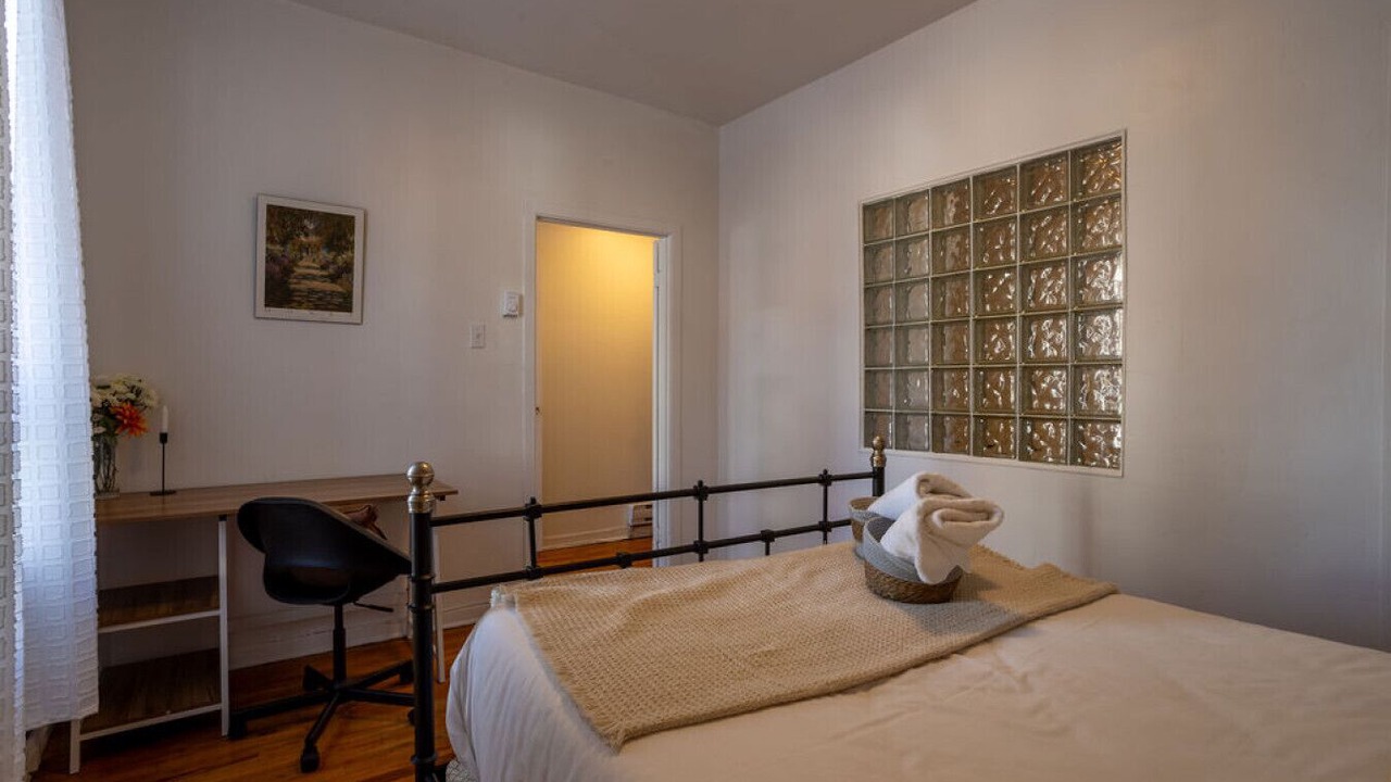 Photo of Bedroom in Plateau Mont Royal