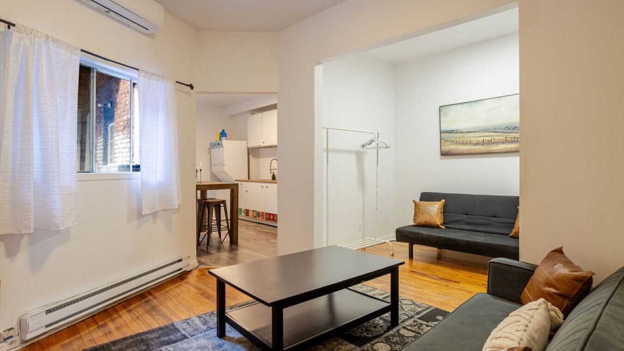 Photo of Livingroom in Plateau Mont Royal