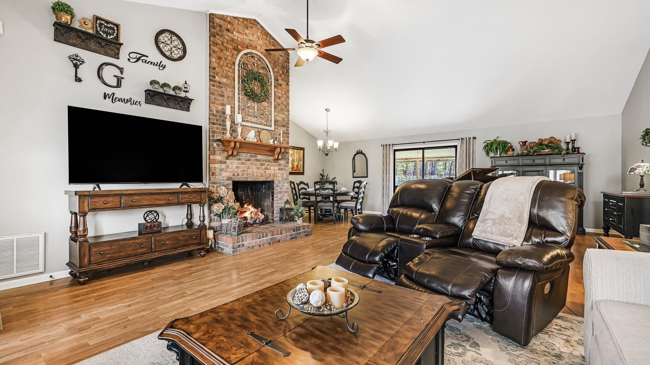 Photo of Bedroom in Skyland