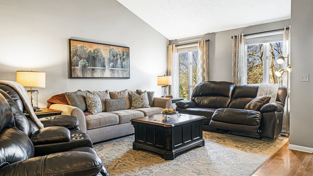 Photo of Livingroom in Skyland
