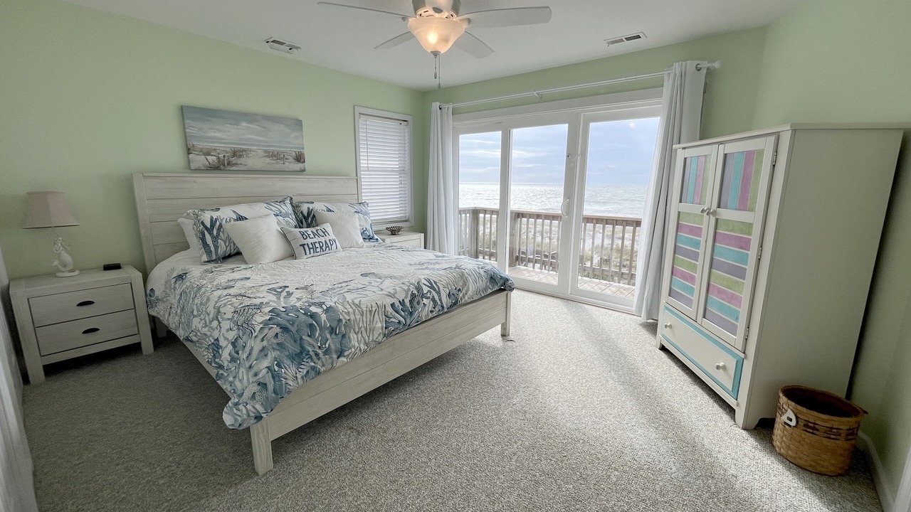 Photo of Patio Balcony in Emerald Isle