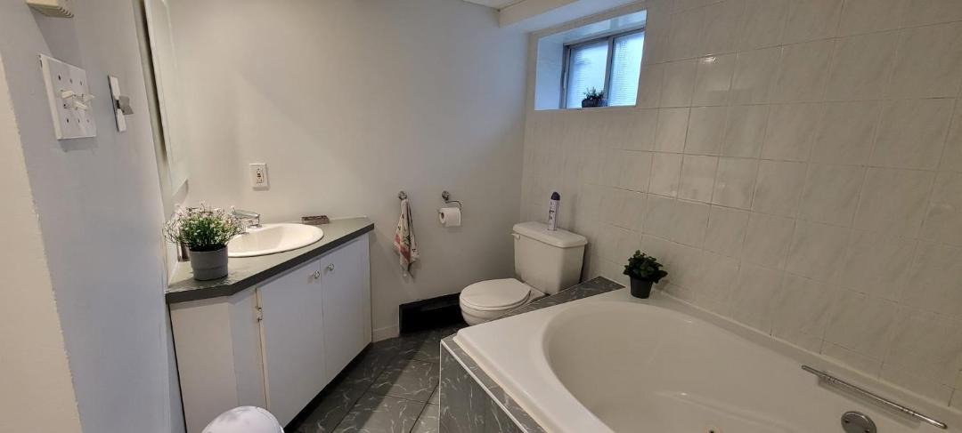 Photo of Bathroom in Saint-Hubert