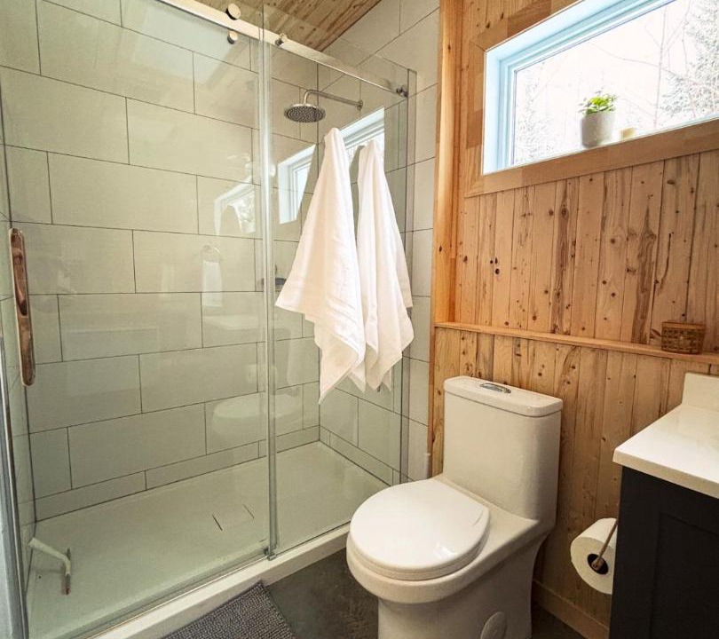 Photo of Bathroom in St-Augustin-de-Woburn