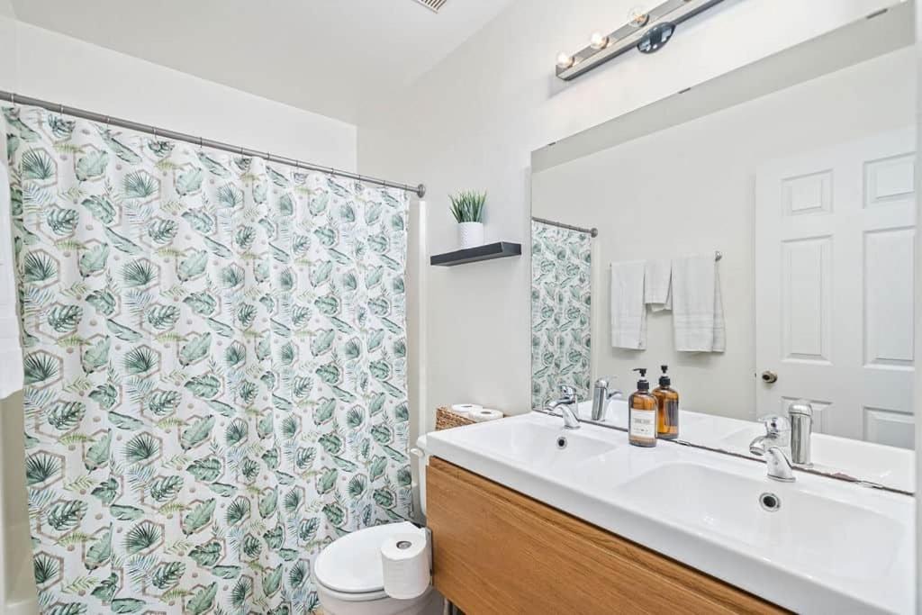 Photo of Bathroom in Northwest Raleigh