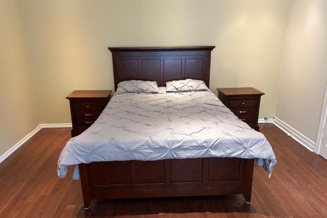Photo of Bedroom in Thornhill