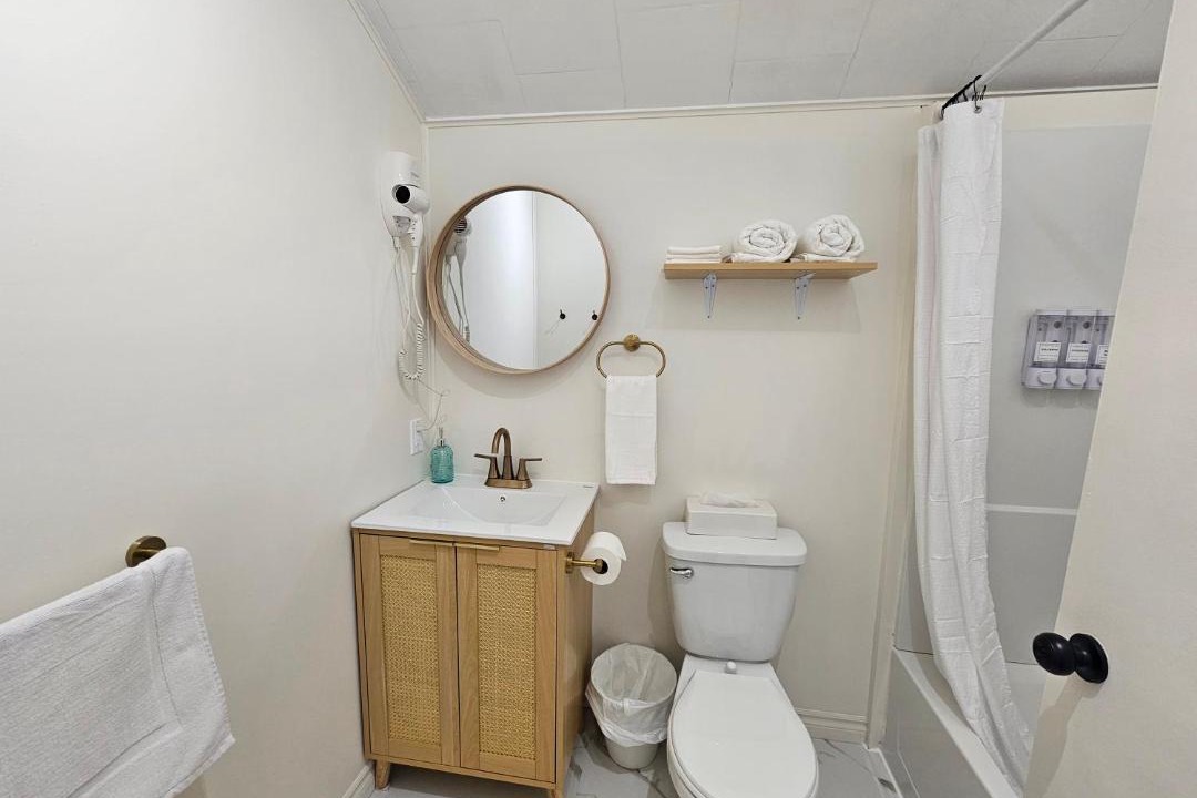 Photo of Bathroom in Sainte-Helene
