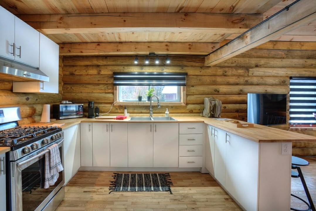 Photo of Kitchen in Mont-Tremblant