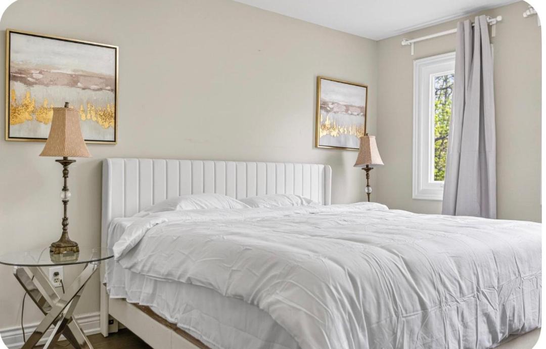 Photo of Bedroom in Richmond Hill