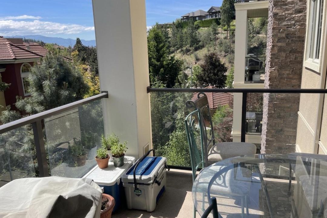 Photo of Patio Balcony in Quail Ridge